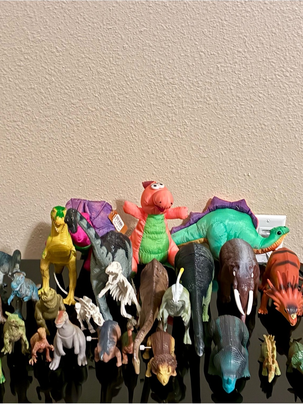 Mixed Dinosaur Toy Lot - Colorful Assortment